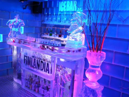 Icebar